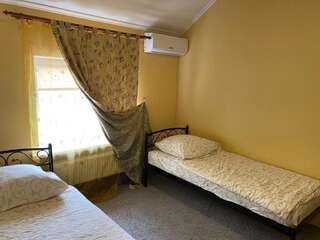 Мотели Avtoport Restorant Hotel Complex Винница Двухместный номер с 2 отдельными кроватями и душем-4
